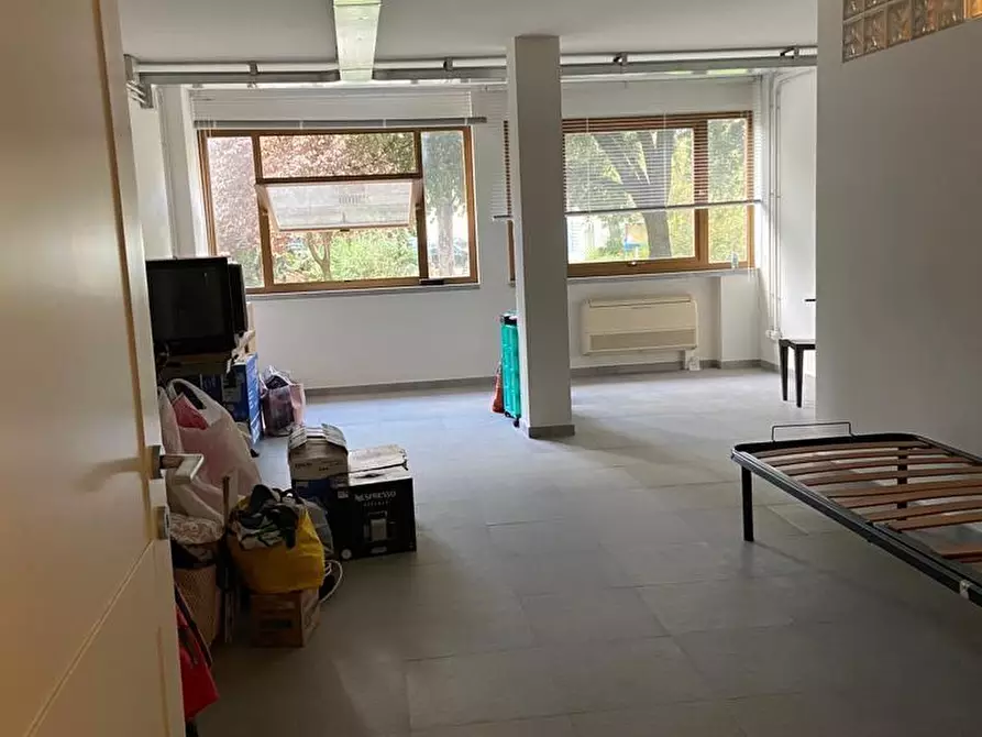 Immagine 22 di Ufficio in vendita  a Vinci