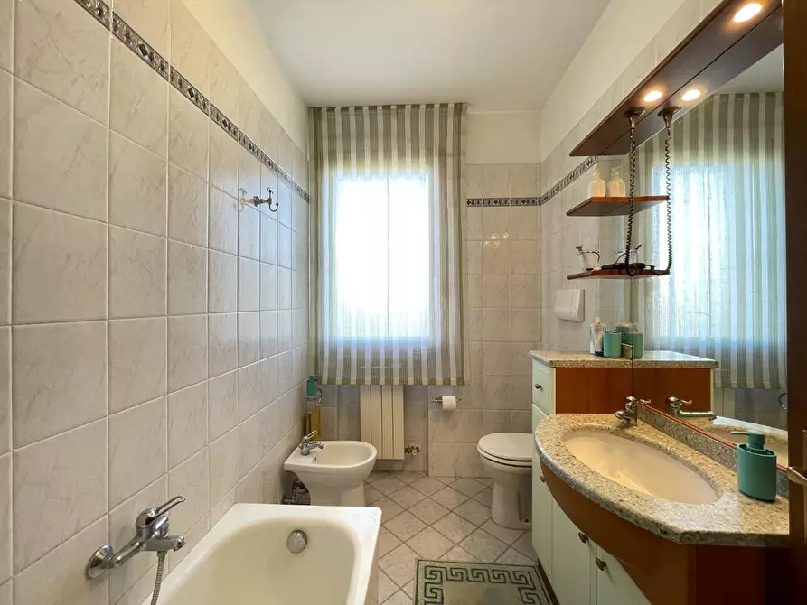 Immagine 26 di Appartamento in vendita  a Empoli