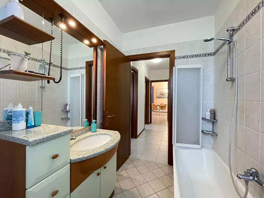 Immagine 28 di Appartamento in vendita  a Empoli