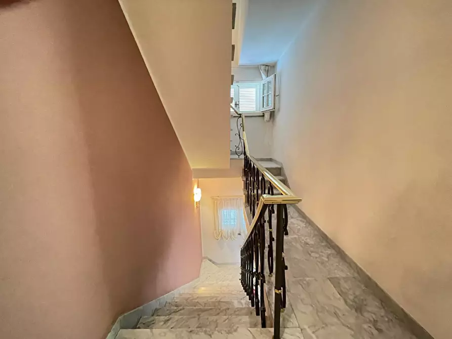 Immagine 21 di Villetta a schiera in vendita  a Empoli