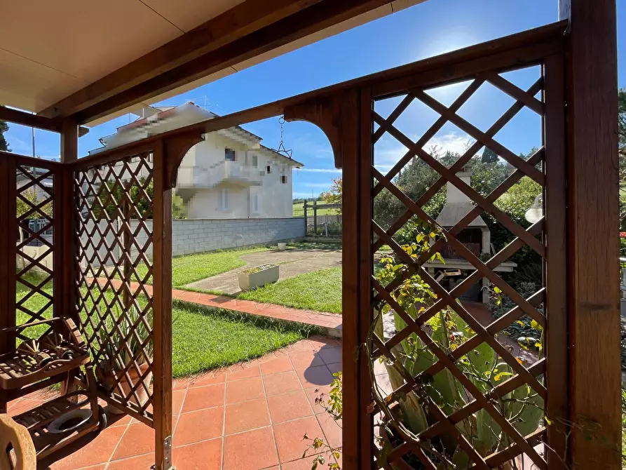 Immagine 36 di Villetta a schiera in vendita  a Empoli