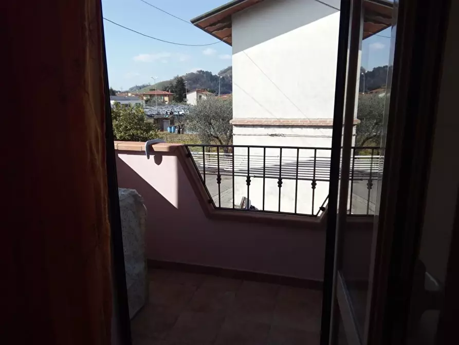 Immagine 16 di Terratetto in vendita  a Massa