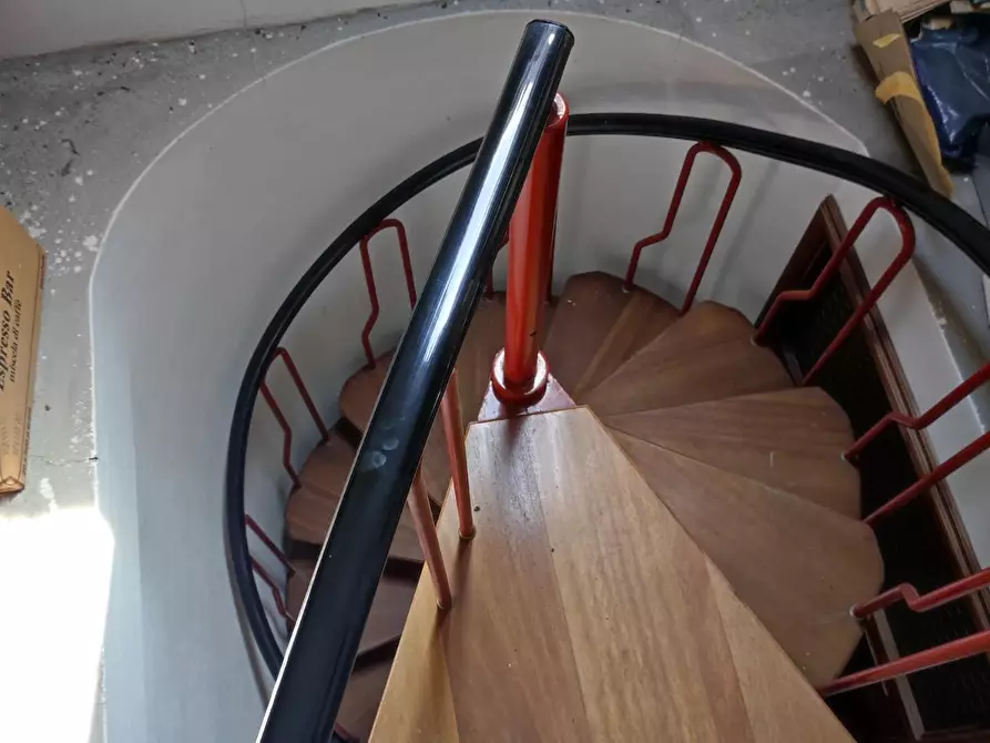 Immagine 22 di Casa colonica in vendita  a Peccioli