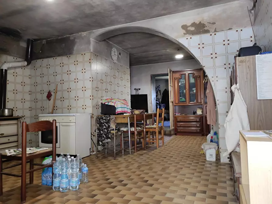 Immagine 8 di Casa colonica in vendita  a Peccioli