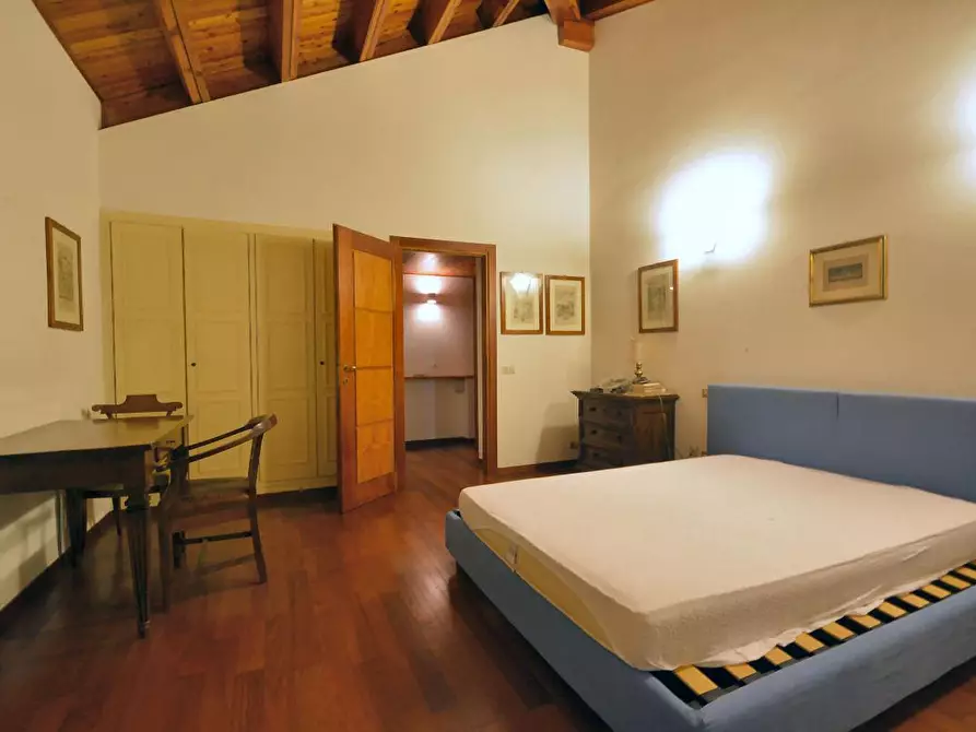 Immagine 30 di Villa in vendita  a Lucca