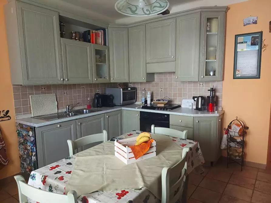 Immagine 2 di Terratetto in vendita  a Massa