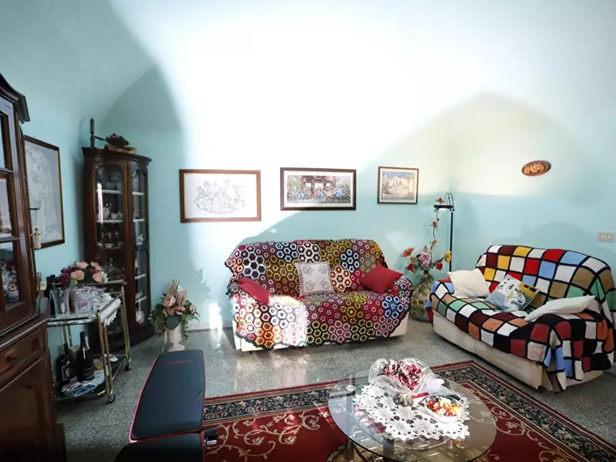 Immagine 8 di Casa colonica in vendita  a Collesalvetti