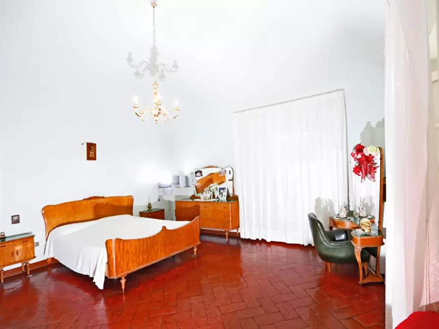 Immagine 15 di Casa colonica in vendita  a Collesalvetti