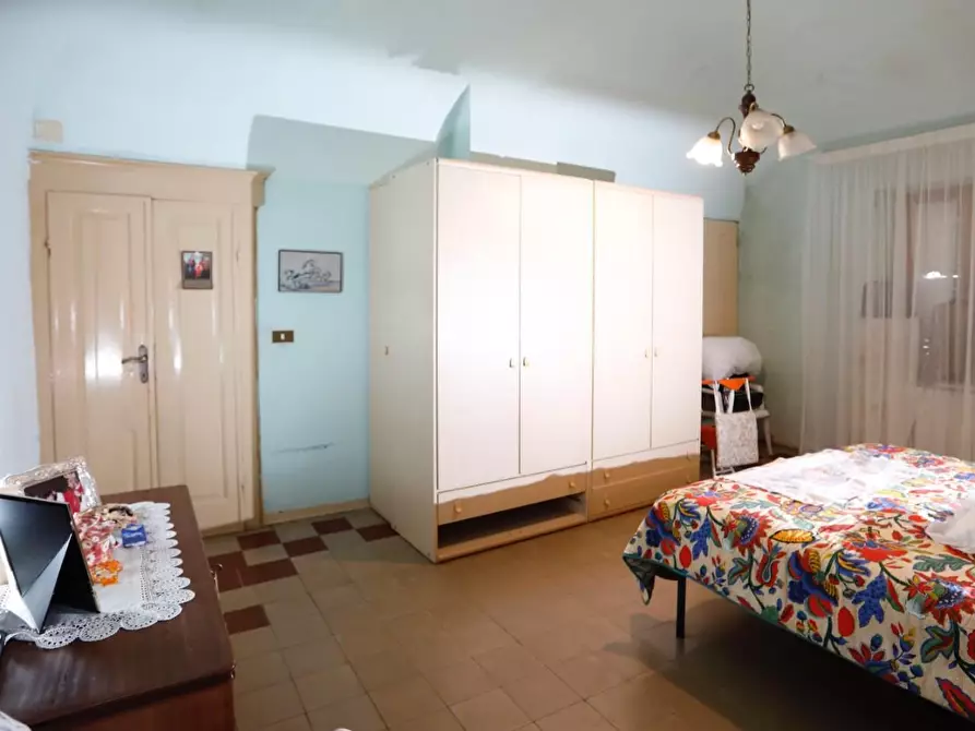 Immagine 19 di Casa colonica in vendita  a Collesalvetti