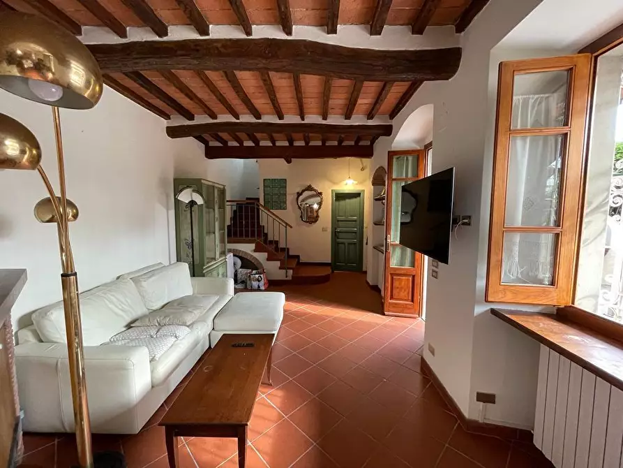 Immagine 2 di Casa semindipendente in vendita  a Forte Dei Marmi