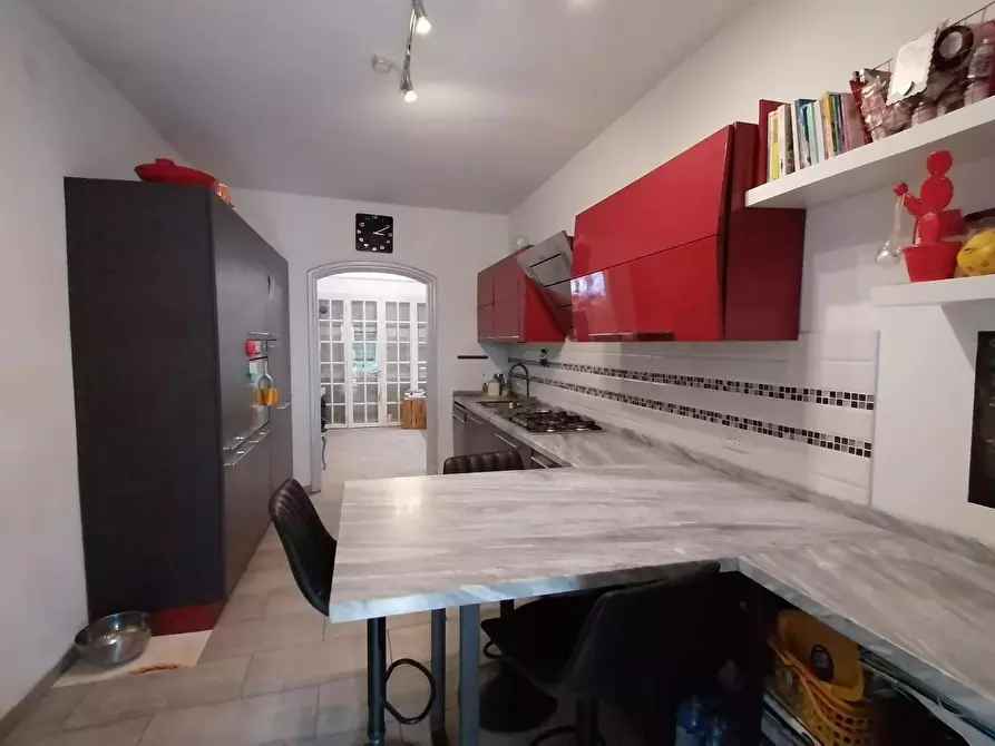 Immagine 6 di Casa semindipendente in vendita  a Carrara