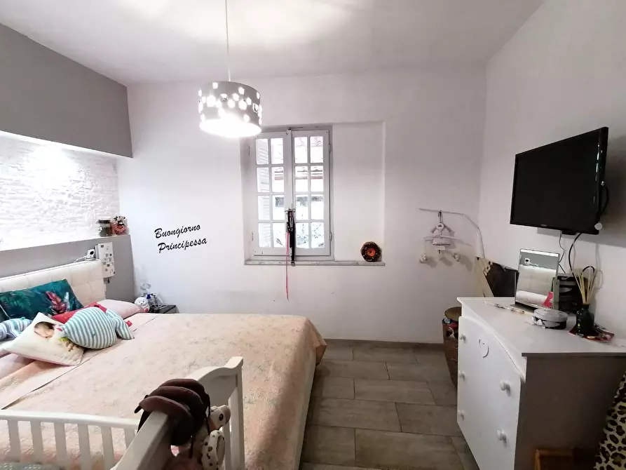 Immagine 7 di Casa semindipendente in vendita  a Carrara