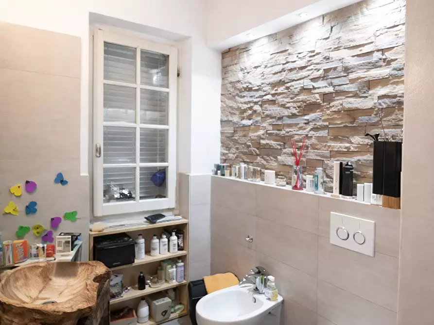 Immagine 8 di Casa semindipendente in vendita  a Carrara