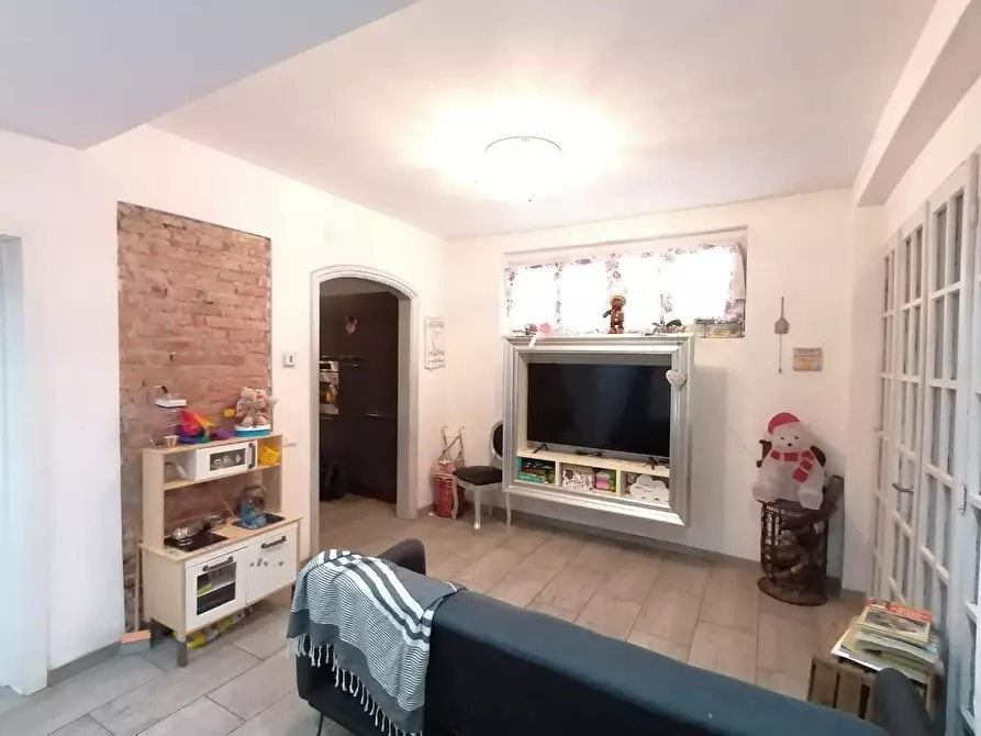 Immagine 3 di Casa semindipendente in vendita  a Carrara