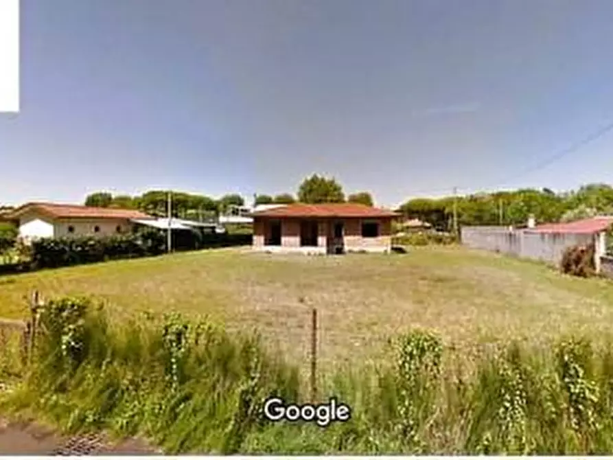 Immagine 3 di Casa indipendente in vendita  a Massa