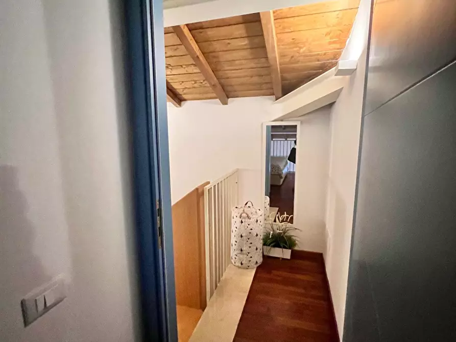 Immagine 13 di Appartamento in affitto  a Pisa