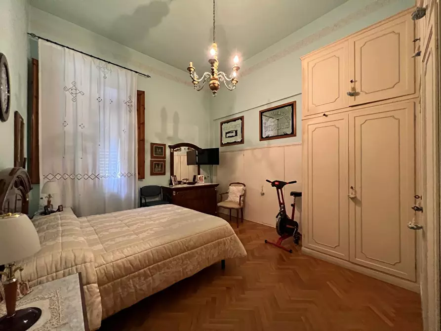 Immagine 15 di Villa in vendita  a San Miniato