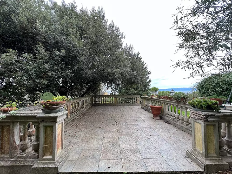 Immagine 4 di Villa in vendita  a San Miniato