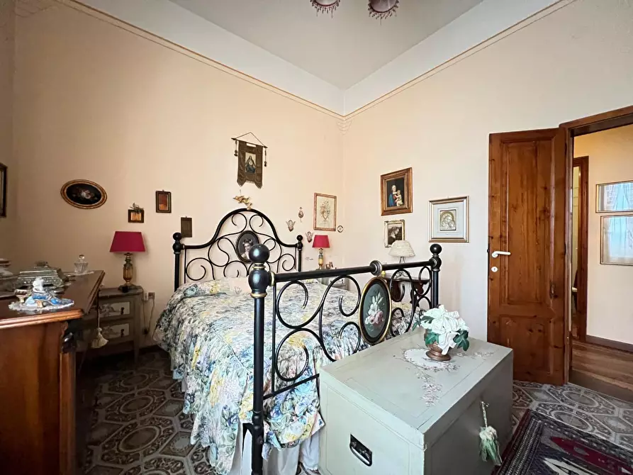 Immagine 11 di Villa in vendita  a San Miniato