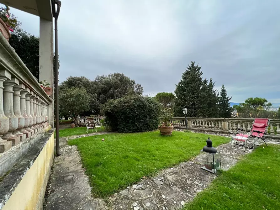 Immagine 43 di Villa in vendita  a San Miniato