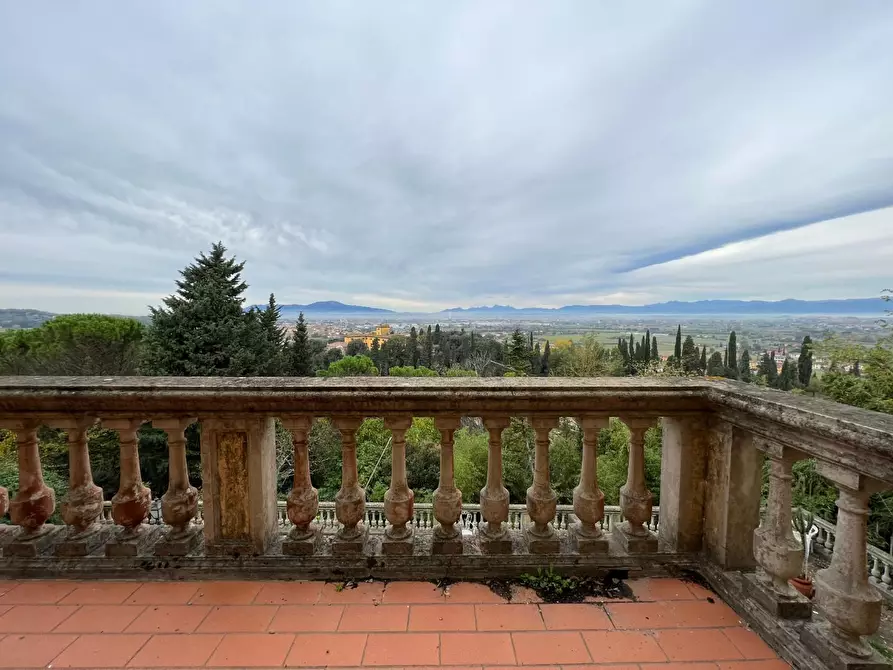 Immagine 20 di Villa in vendita  a San Miniato