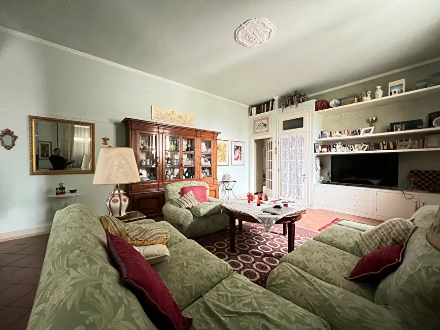 Immagine 38 di Villa in vendita  a San Miniato