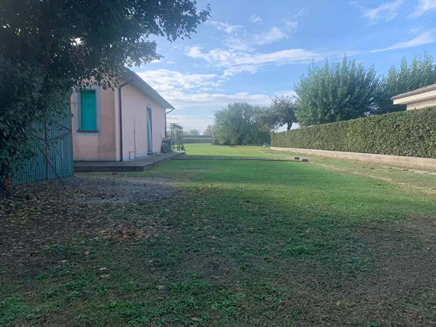 Immagine 2 di Casa indipendente in vendita  a San Giuliano Terme