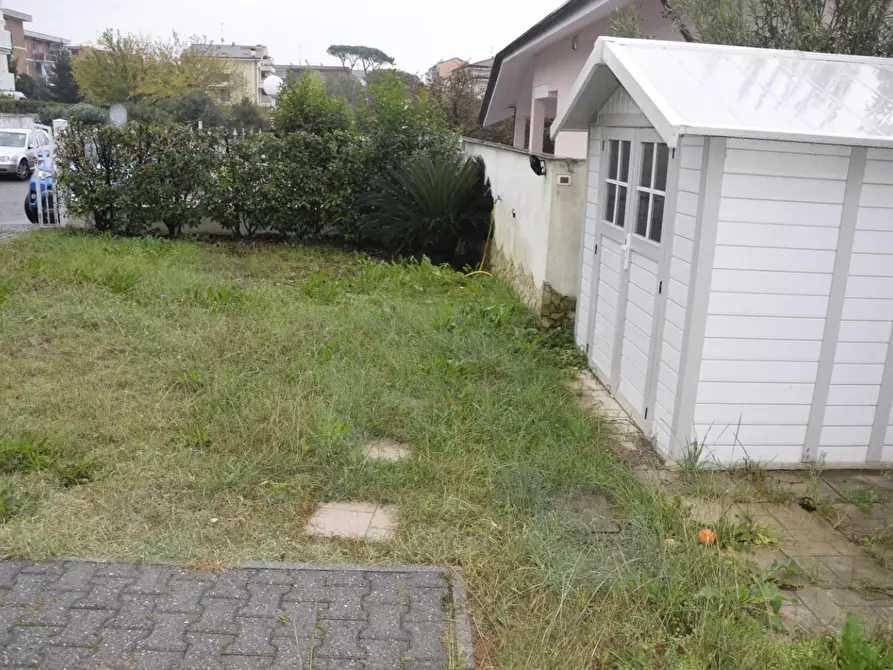 Immagine 27 di Porzione di casa in vendita  a Carrara