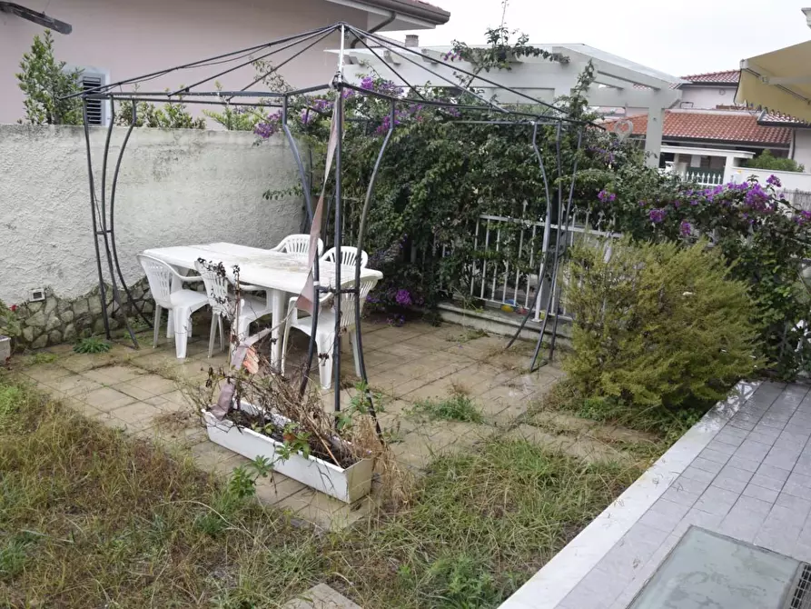 Immagine 26 di Porzione di casa in vendita  a Carrara