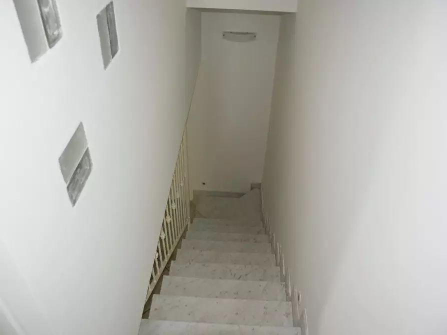 Immagine 19 di Porzione di casa in vendita  a Carrara