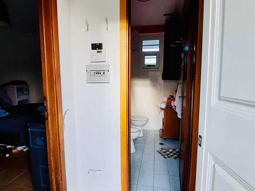 Immagine 10 di Villa in vendita  a Massarosa