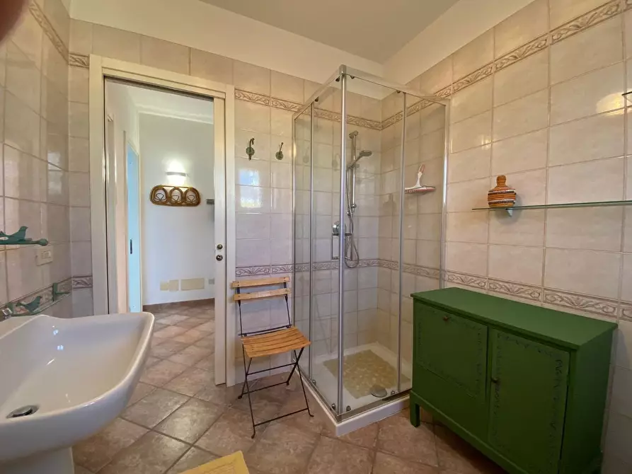 Immagine 10 di Appartamento in affitto  a Massa