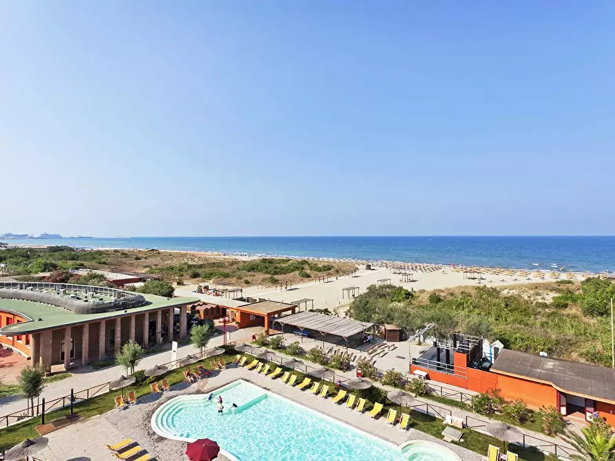 Immagine 12 di Appartamento in vendita  a Pisa