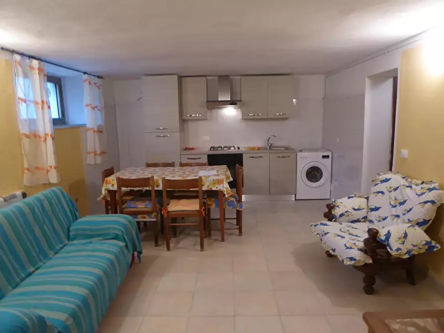 Immagine 9 di Appartamento in vendita  a Pisa