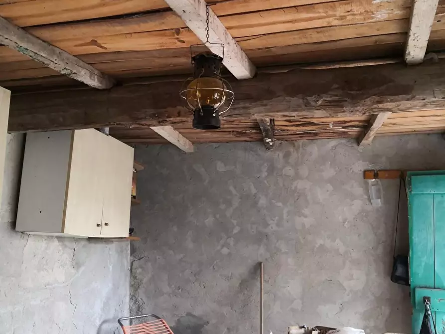 Immagine 19 di Casa semindipendente in vendita  a Montignoso