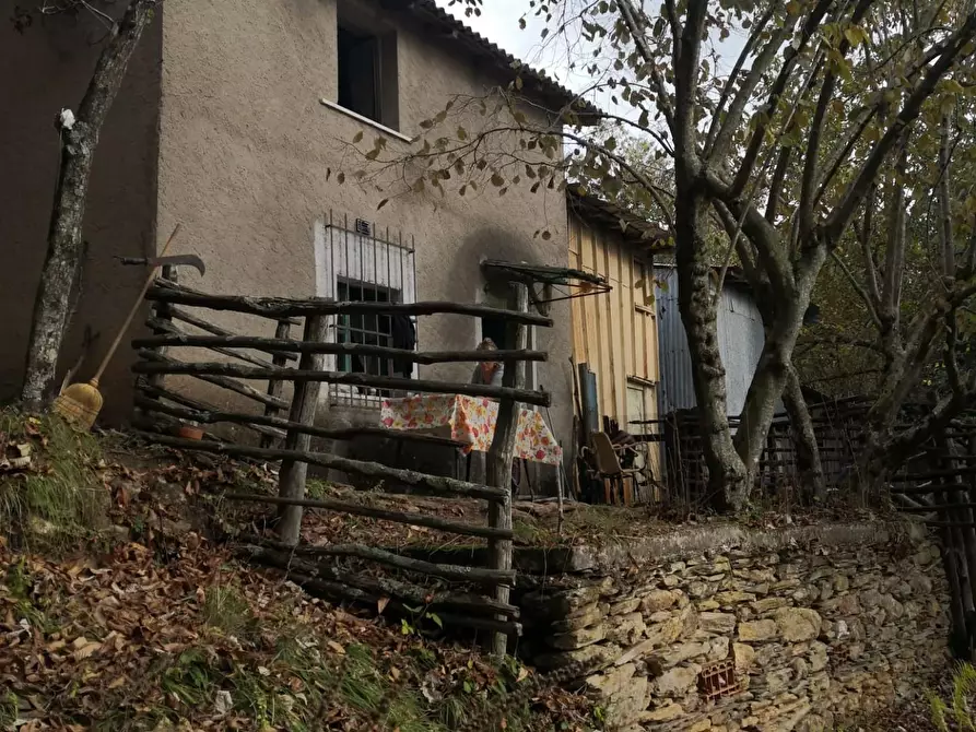 Immagine 10 di Casa semindipendente in vendita  a Montignoso