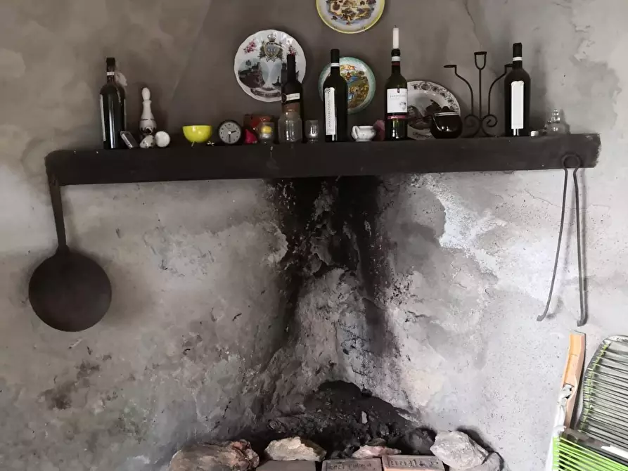 Immagine 18 di Casa semindipendente in vendita  a Montignoso