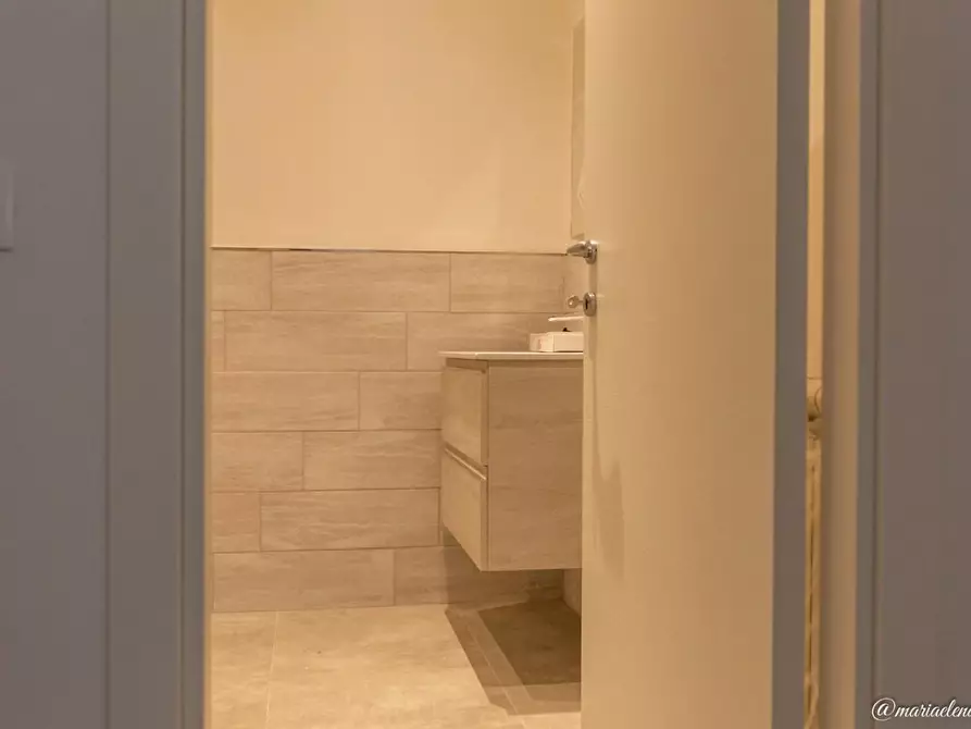 Immagine 8 di Appartamento in vendita  a Carrara