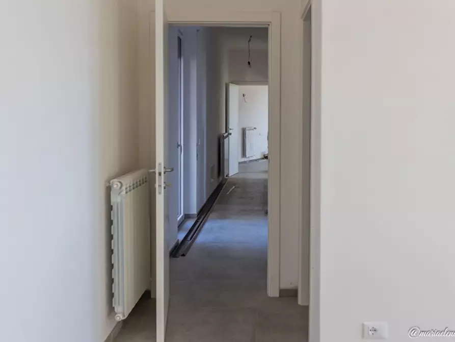 Immagine 6 di Appartamento in vendita  a Carrara