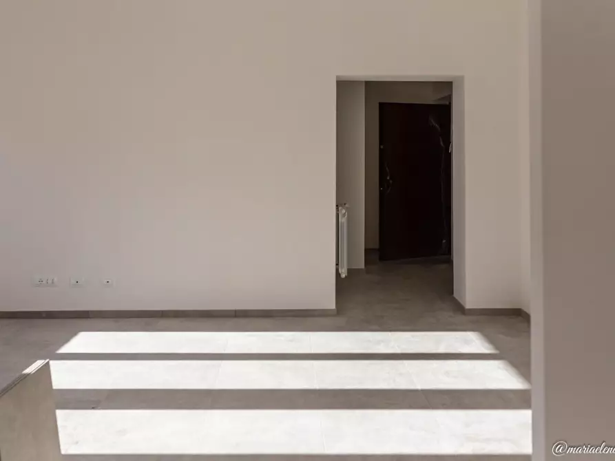 Immagine 11 di Appartamento in vendita  a Carrara