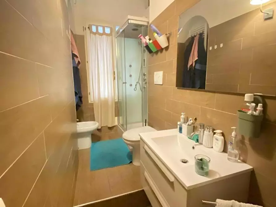 Immagine 15 di Appartamento in vendita  a Pisa