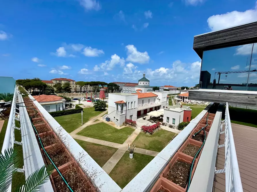 Immagine 17 di Appartamento in vendita  a Pisa