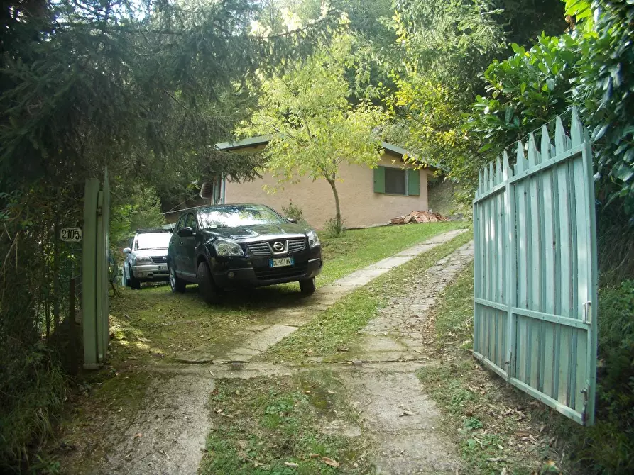 Immagine 5 di Rustico / casale in vendita  a Stazzema