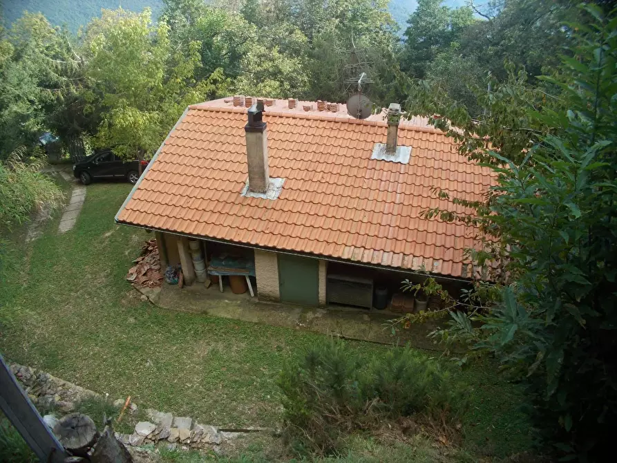 Immagine 7 di Rustico / casale in vendita  a Stazzema