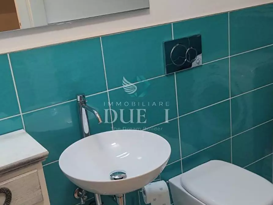 Immagine 13 di Appartamento in affitto  a Viareggio