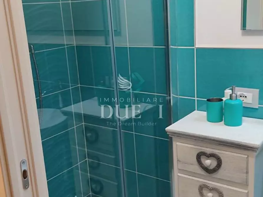 Immagine 12 di Appartamento in affitto  a Viareggio