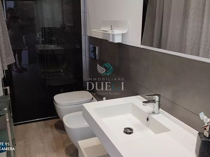 Immagine 11 di Appartamento in affitto  a Viareggio