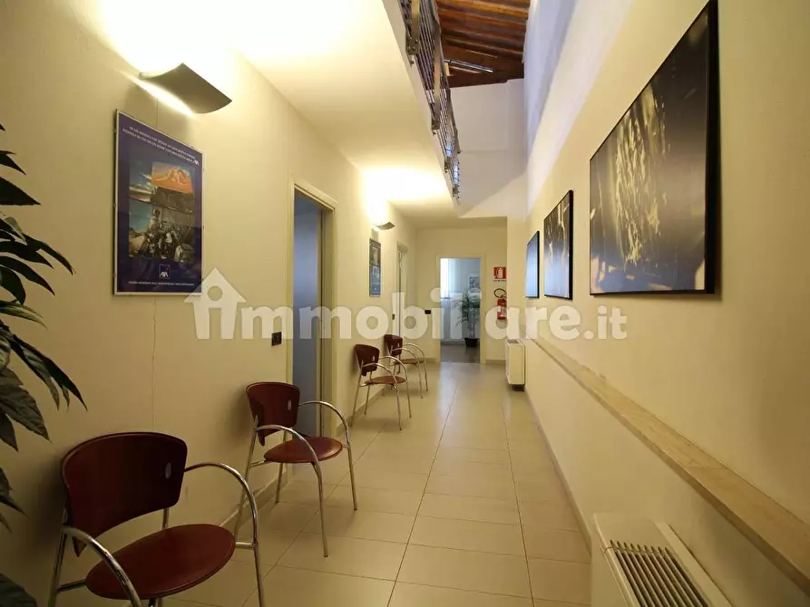 Immagine 9 di Ufficio in vendita  a Pontedera