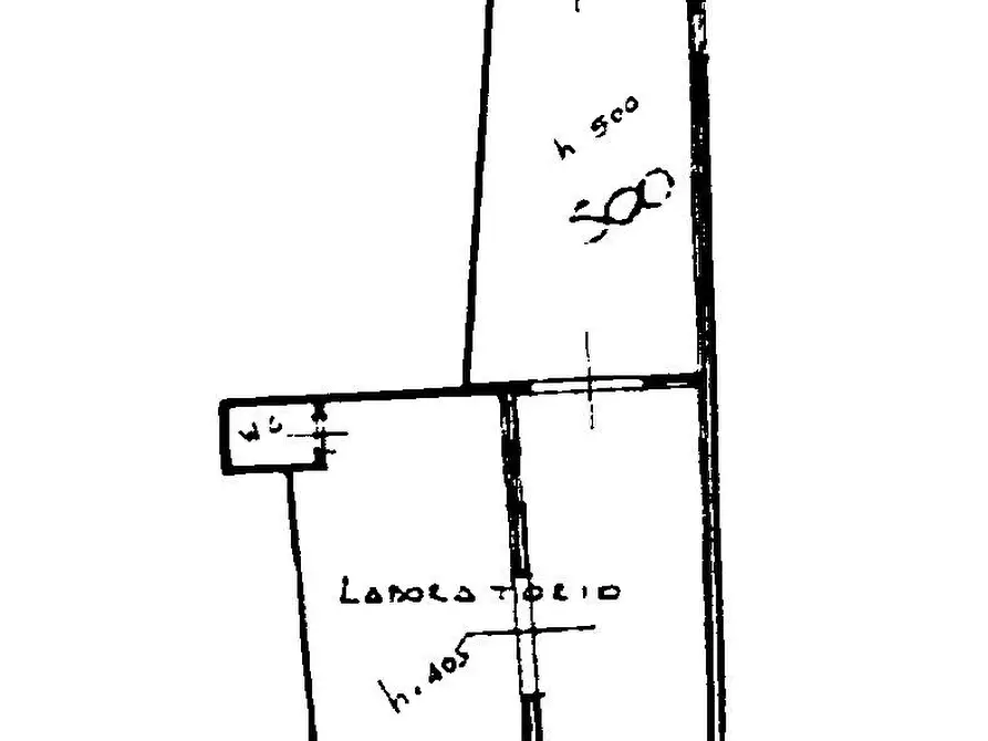 Immagine 1 di Laboratorio in vendita  a Pisa