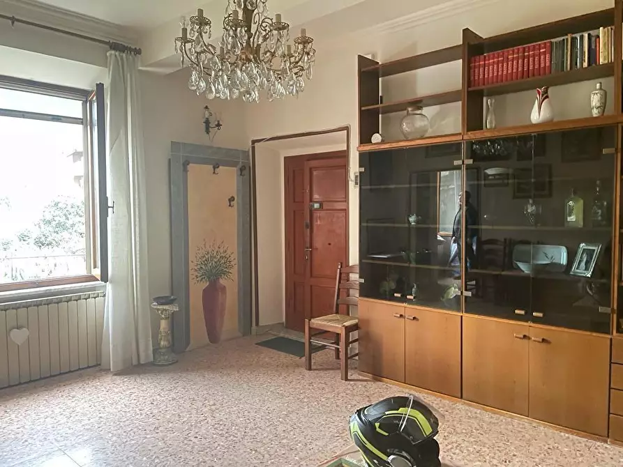 Immagine 4 di Appartamento in vendita  a Massa